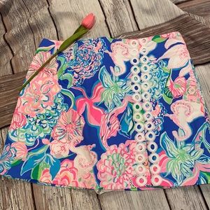 Lilly Ladies Tawney in Multi Peony for your Thoughts Skort.